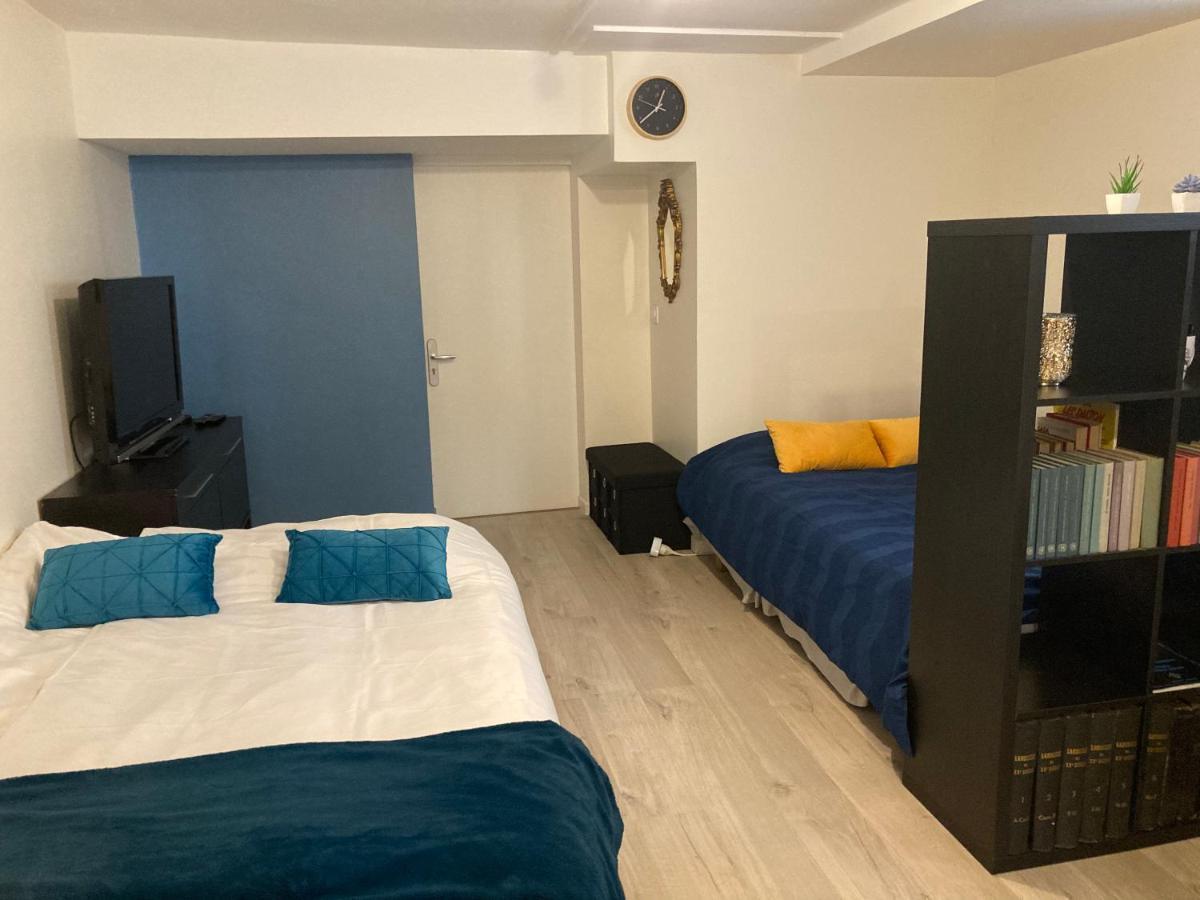 Une Chambre Chez Nous, A 12 Minutes De Paris Малакоф Экстерьер фото