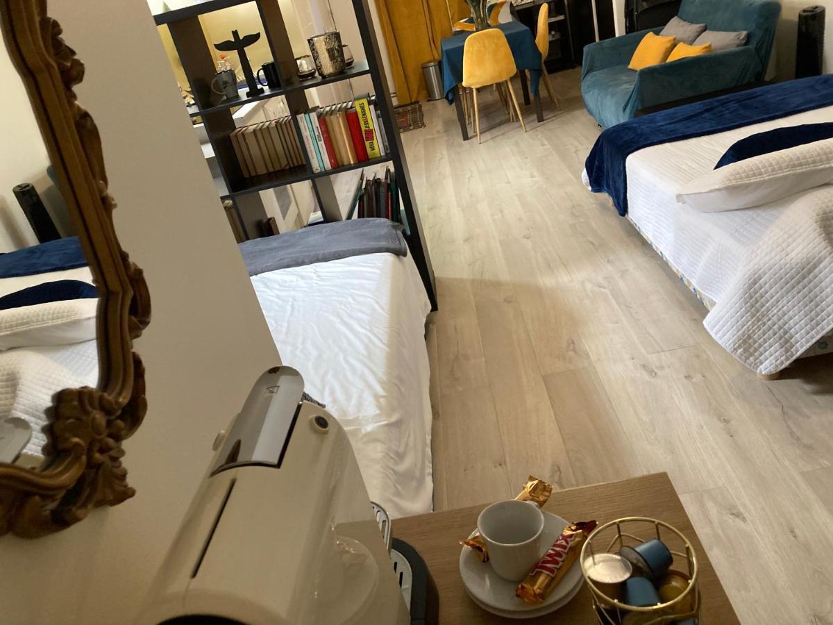 Une Chambre Chez Nous, A 12 Minutes De Paris Малакоф Экстерьер фото